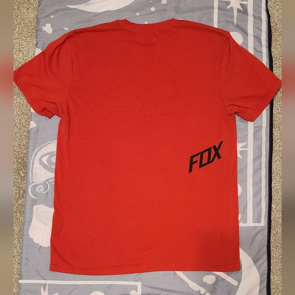 Red Fox Racing T-Shirt - Picture 7 of 8